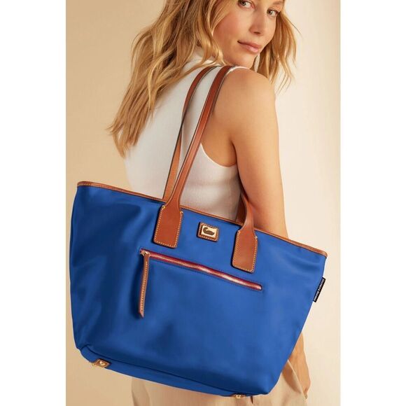 Dooney & Bourke large tote navy, $270 - Picture 2 of 12